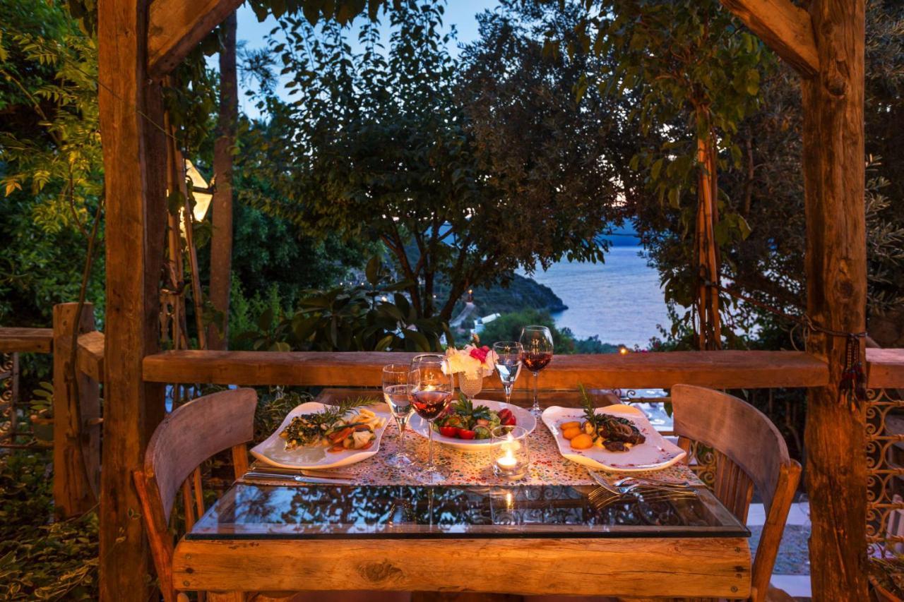 Fidanka Hotel Kalkan Exteriör bild