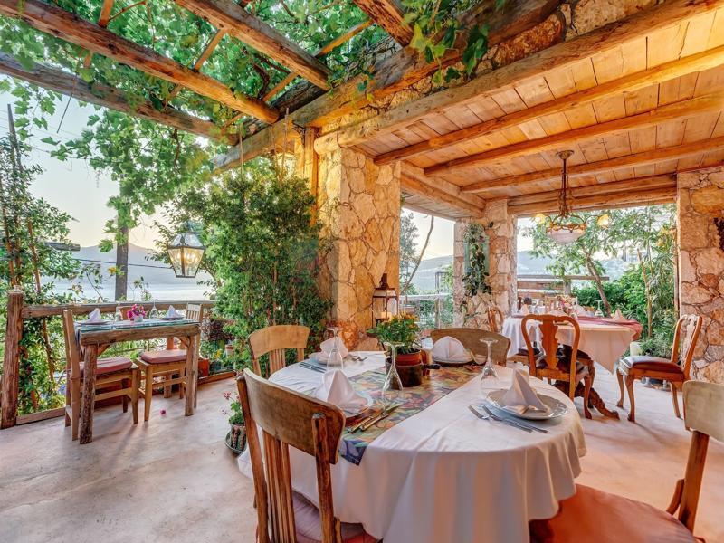 Fidanka Hotel Kalkan Exteriör bild